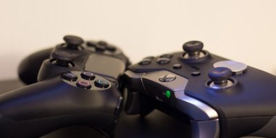 There is a growing debate over cloud gaming vs console gaming. Both have their pros and cons.