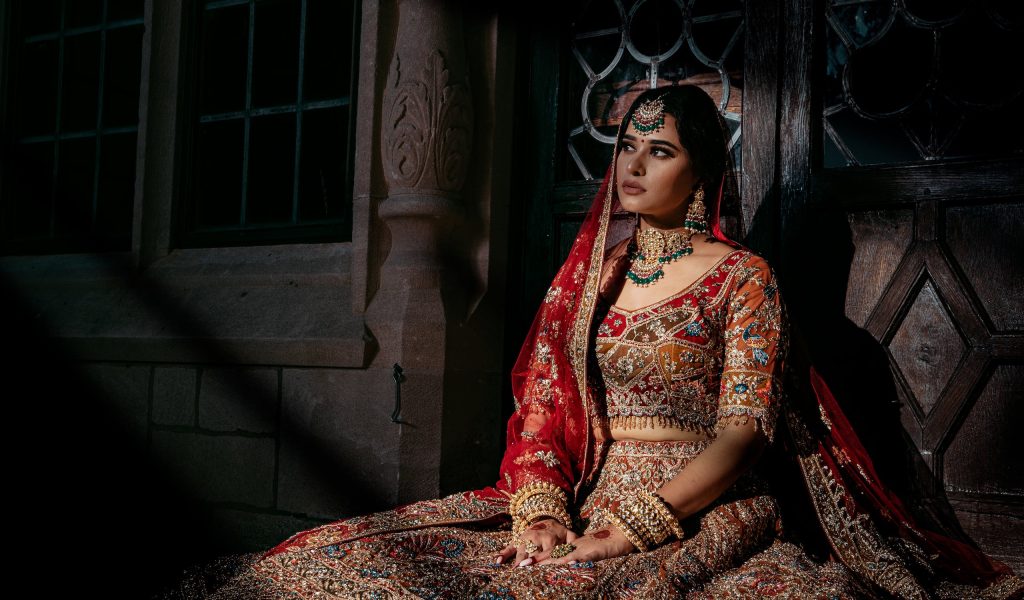 Dark-coloured Bridal Dresses for Barat